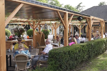 Café Zaal de Stanserhorn terras